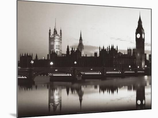 Big Ben and the Houses of Parliament-Pawel Libra-Mounted Art Print