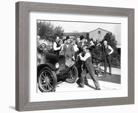 Big Business, Stan Laurel, Oliver Hardy, James Finlayson, 1929-null-Framed Photo