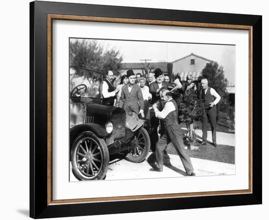 Big Business, Stan Laurel, Oliver Hardy, James Finlayson, 1929-null-Framed Photo