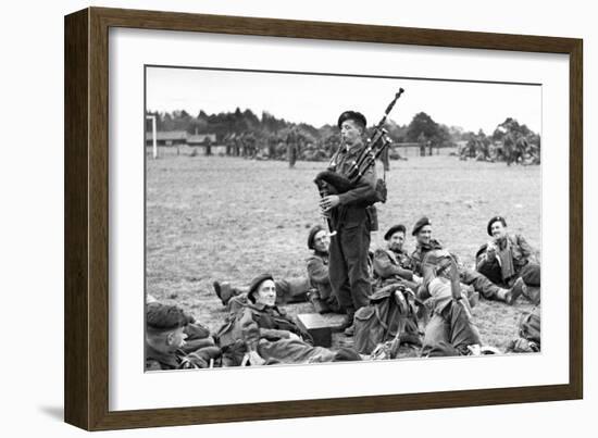 Bill Millin-American Photographer-Framed Photographic Print