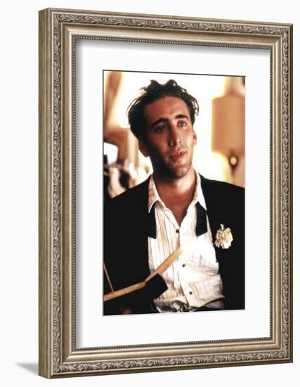 BIRDY, 1984 directed by ALAN PARKER Nicolas Cage (photo)-null-Framed Photo