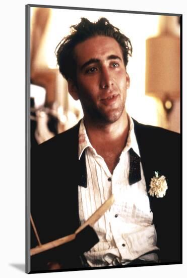 BIRDY, 1984 directed by ALAN PARKER Nicolas Cage (photo)-null-Mounted Photo