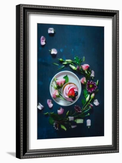 Birthday Cupcake-Dina Belenko-Framed Photographic Print