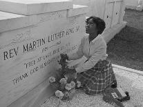 Martin Luther King Jr Grave 1969-BJ-Photographic Print