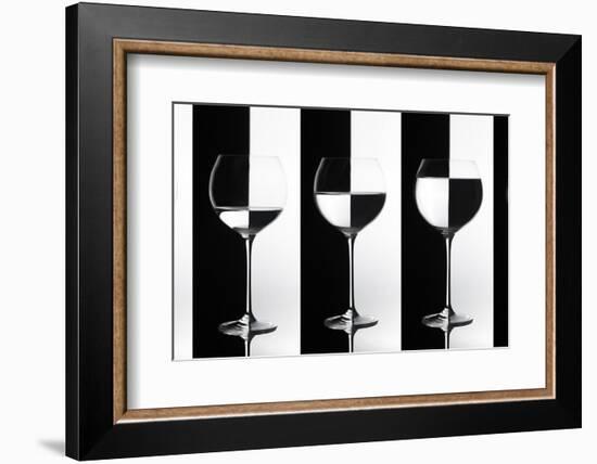 Black and White-Doris Reindl-Framed Photographic Print