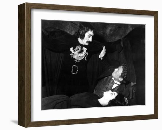 Black Sunday, Ivo Garrani, John Richardson, Barbara Steele, 1960-null-Framed Photo