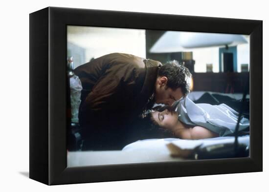 BLADE RUNNER, 1982 directed by RIDLEY SCOTT Harrison Ford and Sean Young (photo)-null-Framed Stretched Canvas