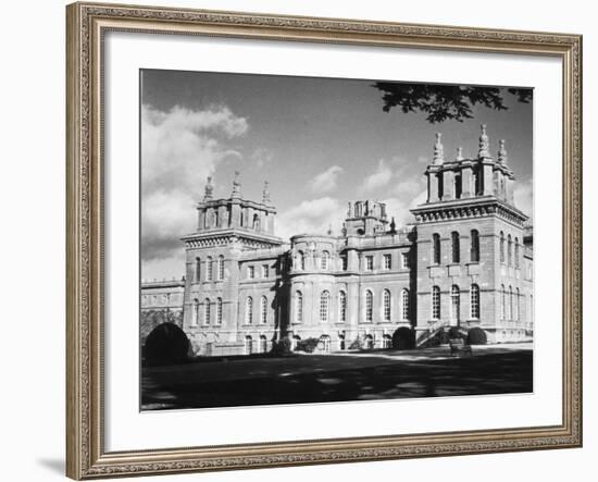 Blenheim Palace in Oxfordshire, 1950-Staff-Framed Photographic Print