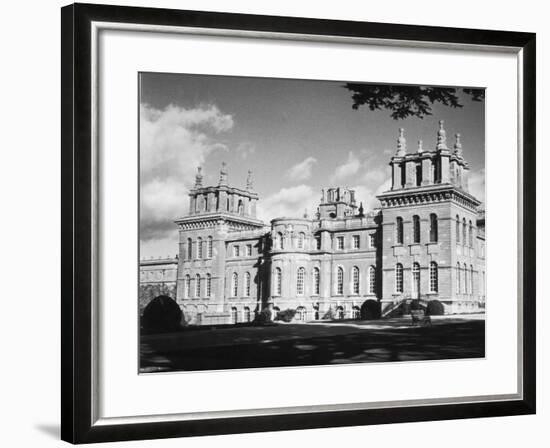 Blenheim Palace in Oxfordshire, 1950-Staff-Framed Photographic Print