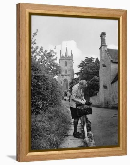 Blonde Tour Cyclist-null-Framed Premier Image Canvas