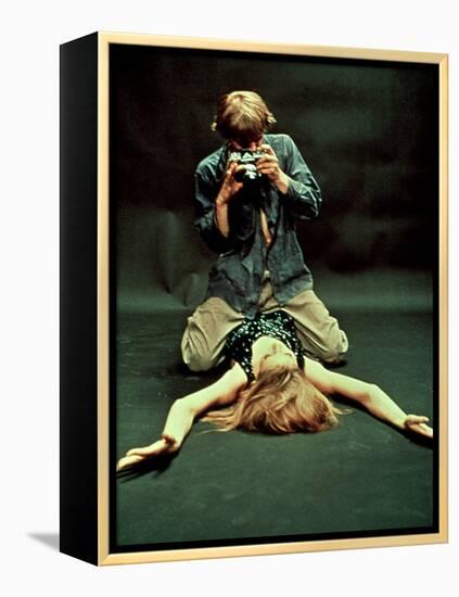 Blow-Up, David Hemmings, Verushka, 1966-null-Framed Stretched Canvas