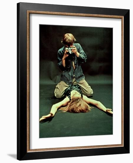 Blow-Up, David Hemmings, Verushka, 1966-null-Framed Photo