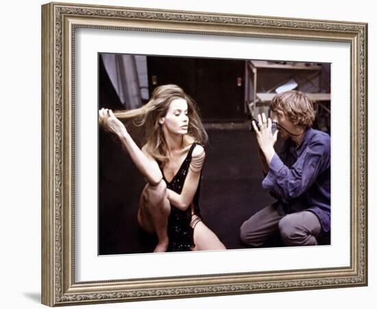 Blow-Up, Veruschka, David Hemmings, 1966-null-Framed Photo