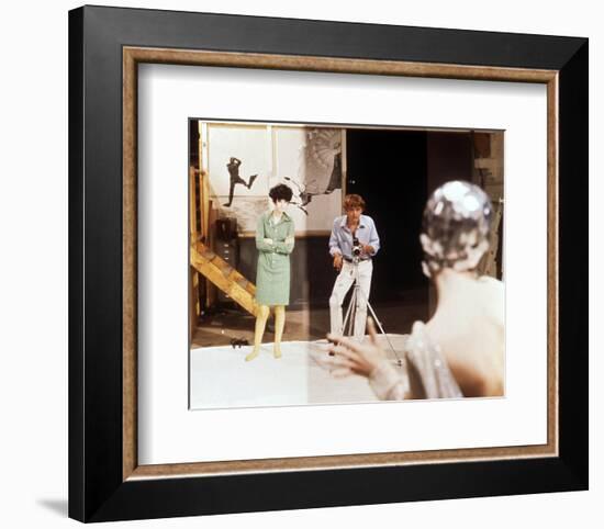 Blowup-null-Framed Photo