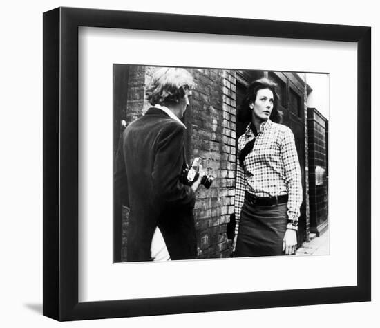 Blowup-null-Framed Photo