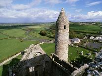 Round Tower at Rock of Cashel-Bo Zaunders-Photographic Print