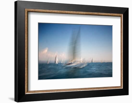 Boarding-GARCIA Dominik-Framed Photographic Print