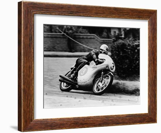 Bob Mcintyre on a Honda, Racing in the Isle of Man Junior Tt, 1961-null-Framed Photographic Print