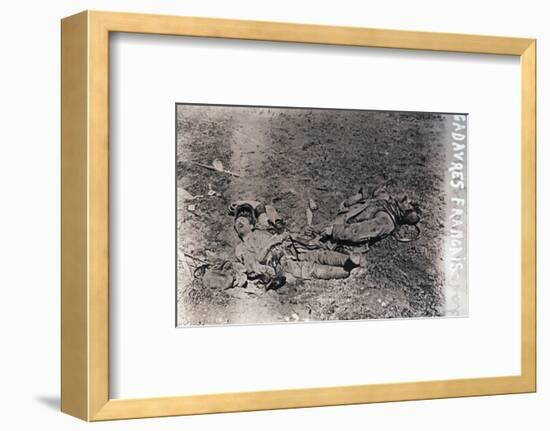 Bodies of dead French soldiers, c1914-c1918-Unknown-Framed Photographic Print