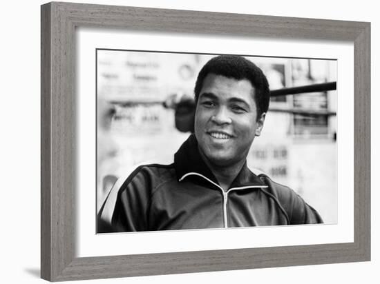 Body and Soul, Muhammad Ali, 1981-null-Framed Premium Photographic Print