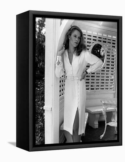 BODY HEAT, 1981 directed by LAWRENCE KASDAN Kathleen Turner (b/w photo)-null-Framed Stretched Canvas