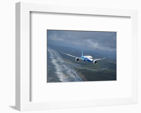 Boeing 787 Dreamliner-null-Framed Art Print