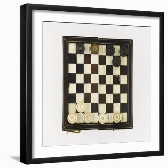 Boîte à trictrac et pions-null-Framed Giclee Print