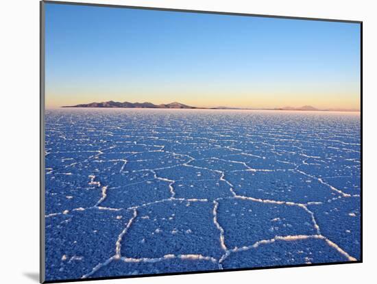 Bolivia, Potosi Department, Daniel Campos Province, View of the Salar de Uyuni, the largest salt fl-Karol Kozlowski-Mounted Photographic Print