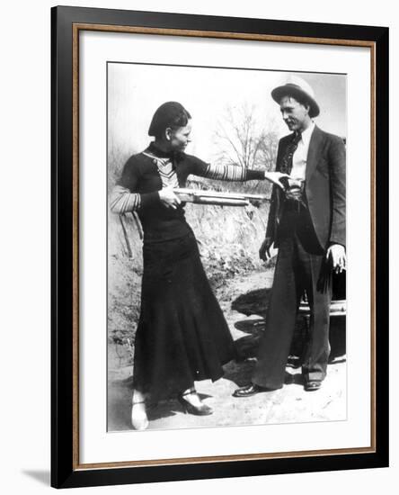 Bonnie And Clyde, 1933-null-Framed Photographic Print