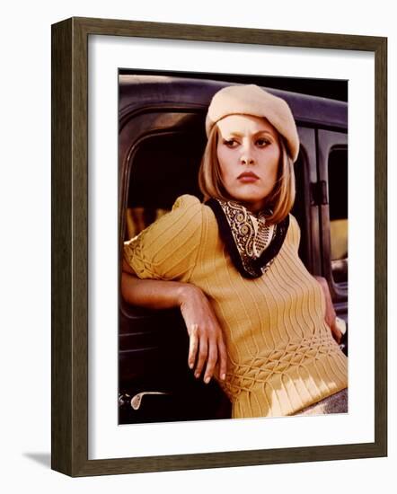 Bonnie and Clyde, Faye Dunaway, 1967-null-Framed Photo