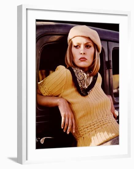 Bonnie and Clyde, Faye Dunaway, 1967-null-Framed Photo