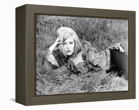 Bonnie and Clyde, Faye Dunaway, 1967-null-Framed Stretched Canvas