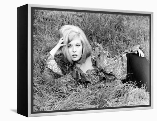 Bonnie and Clyde, Faye Dunaway, 1967-null-Framed Stretched Canvas