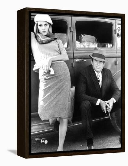 Bonnie and Clyde, Faye Dunaway, Warren Beatty, 1967-null-Framed Stretched Canvas