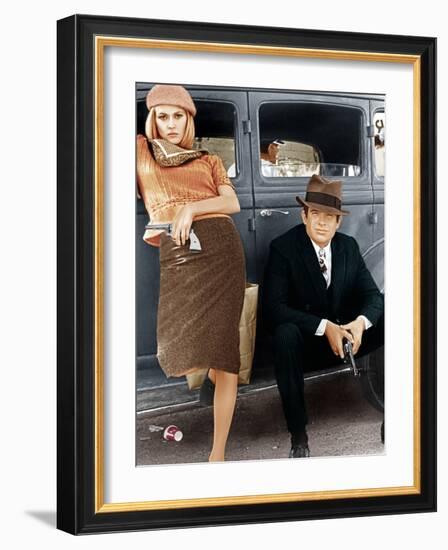 Bonnie and Clyde, Faye Dunaway, Warren Beatty, 1967-null-Framed Photo