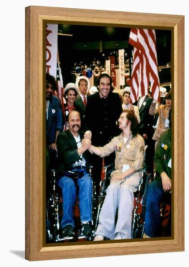 BORN ON THE FOURTH OF JULY, 1989 directed by OLIVER STONE On the set, Oliver Stone between Ron Kovi-null-Framed Stretched Canvas