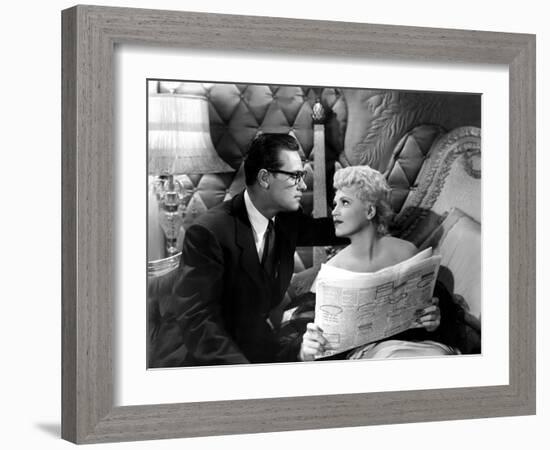 Born Yesterday, William Holden, Judy Holliday, 1950-null-Framed Photo