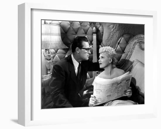 Born Yesterday, William Holden, Judy Holliday, 1950-null-Framed Photo