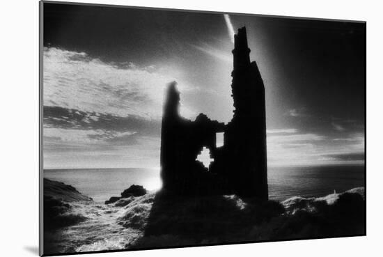 Botallack Tin Mines, Cornwall, England-Simon Marsden-Mounted Giclee Print