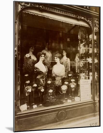 Boulevard de Strasbourg, 1912-Eugène Atget-Mounted Art Print