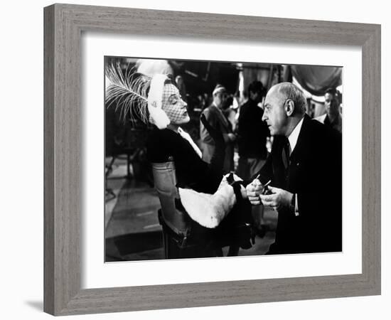 Boulevard du crepuscule SUNSET BOULEVARD by BillyWilder with Gloria Swanson and Cecil B. DeMille, 1-null-Framed Photo