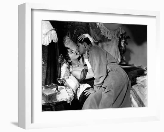 Boulevard du Crepuscule Sunset Boulevard by BillyWilder with Gloria Swanson and William Holden, 195-null-Framed Photo