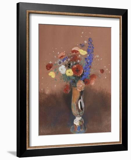 Bouquet de fleurs des champs dans un vase à long col-Odilon Redon-Framed Giclee Print