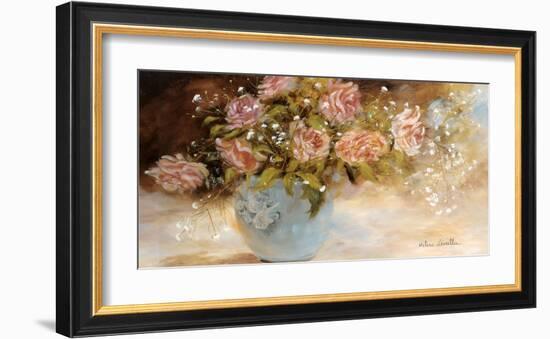 Bouquet of Roses-Hélène Léveillée-Framed Art Print