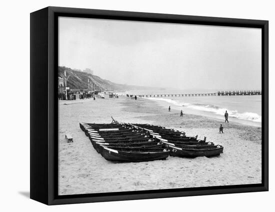 Bournemouth Beach, 1964-Daily Mirror-Framed Premier Image Canvas