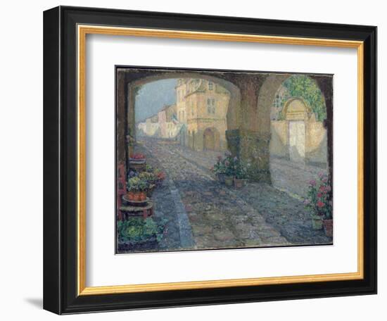 Boutique in the Old Porch; La Boutique De Vieux Porche, 1923 (Oil on Canvas)-Henri Eugene Augustin Le Sidaner-Framed Giclee Print