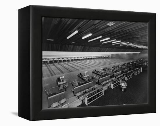 Bowling Alley in London-null-Framed Premier Image Canvas