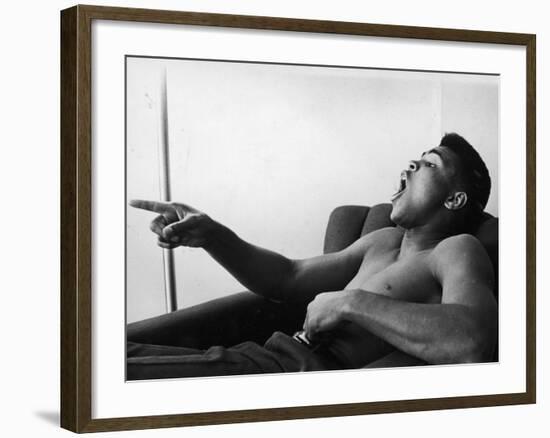 Boxer Cassius M. Clay, Aka Muhammad Ali-null-Framed Premium Photographic Print