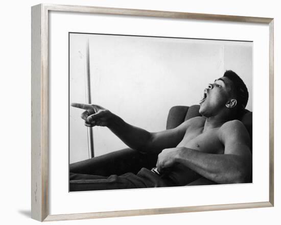 Boxer Cassius M. Clay, Aka Muhammad Ali-null-Framed Premium Photographic Print