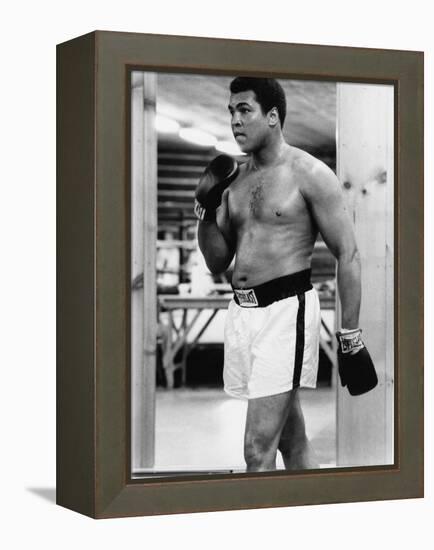 Boxing Great Muhammad Ali-Vandell Cobb-Framed Premier Image Canvas
